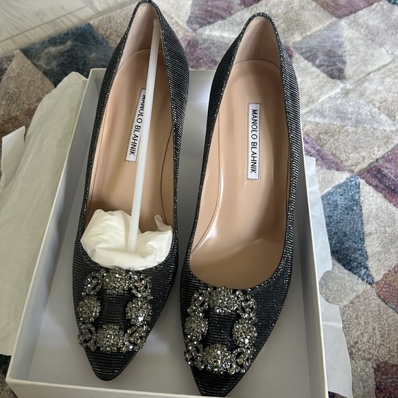 Manolo Blahnik Hangisi 70mm heel, size 39 - Picture 2 of 5